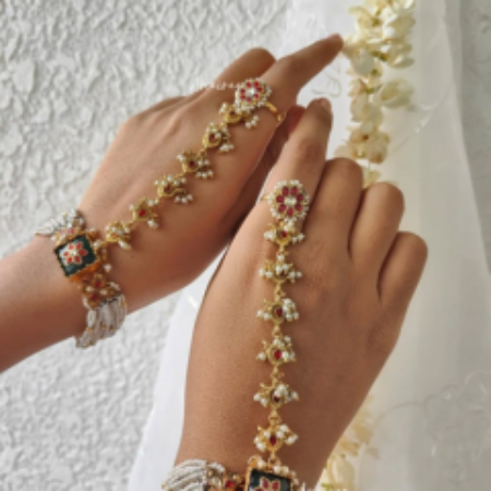 Picture for category Haathphools